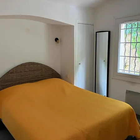 Panorama Yourhosthelper * Roquebrune-sur Argens